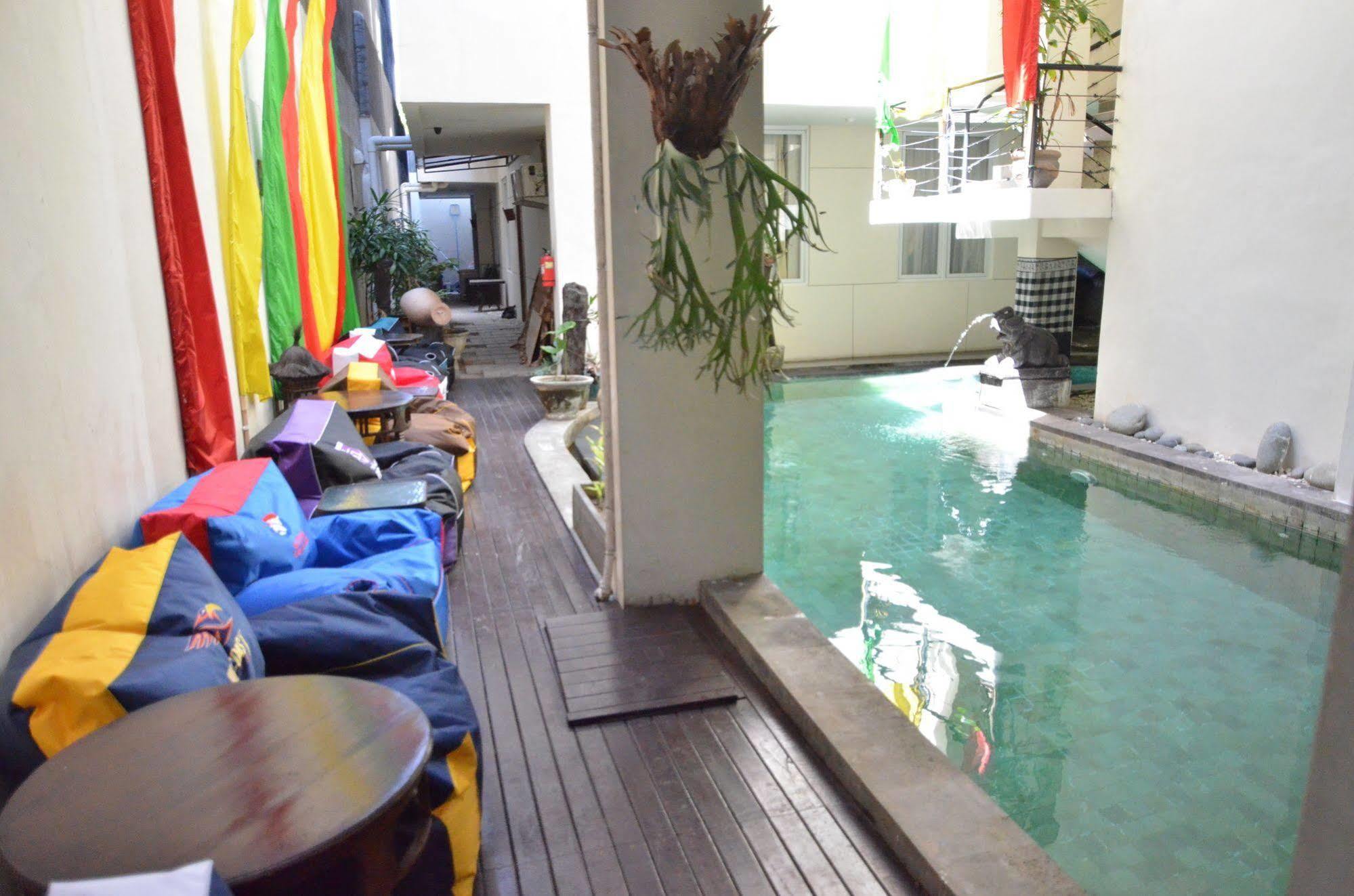 Jocs Boutique Hotel Legian Esterno foto